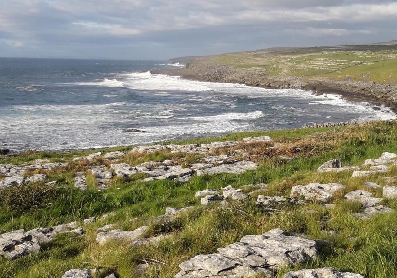 Liams Cottage Between Doolin And Lisdoonvarna Exterior foto